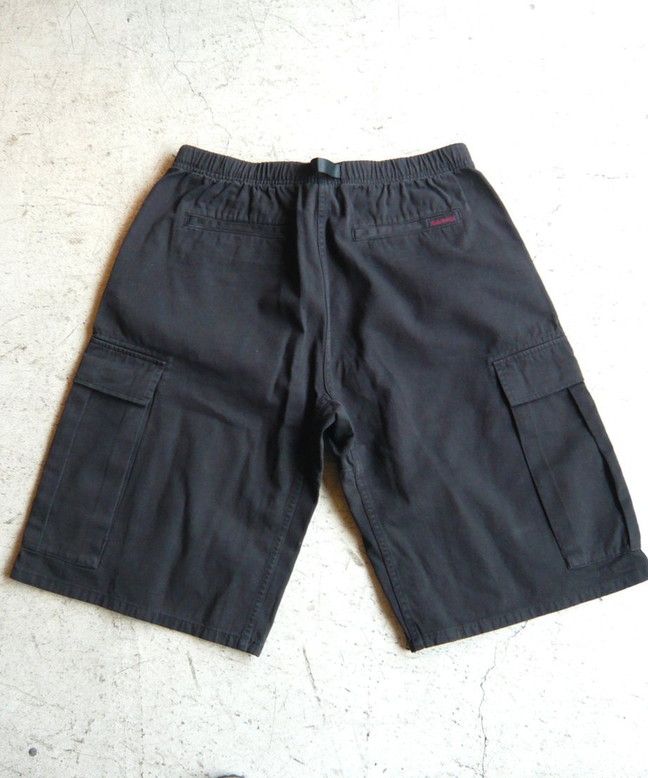 GRAMICCI カーゴショートパンツ black