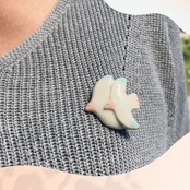 ハト　ブローチ