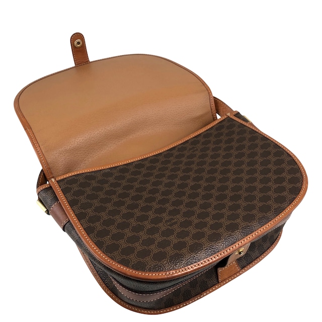 CELINE セリーヌ マカダム ショルダーバッグ ブラウン ブラゾン型押し PVCレザー フラップ vintage ヴィンテージ オールド kv7fz3