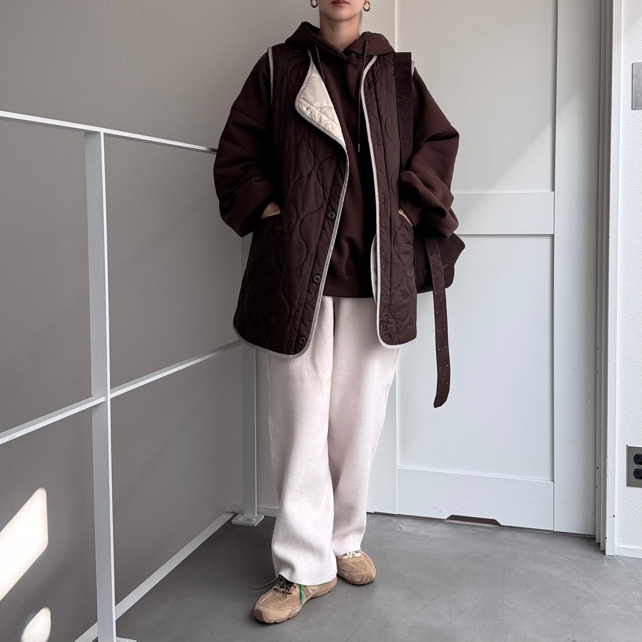 フーディーボリュームシルエットSW/ブラウン