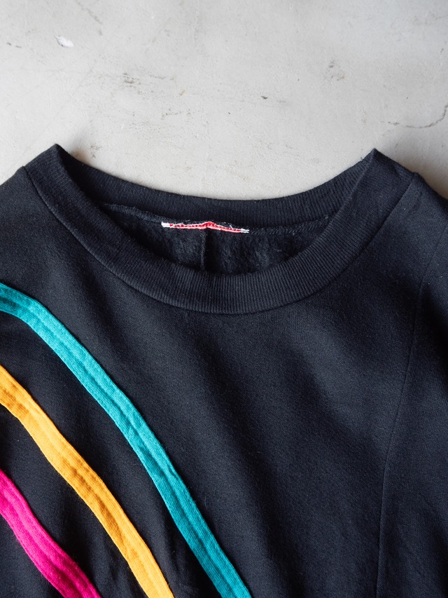unknown '90s vintage Multi color line sweat