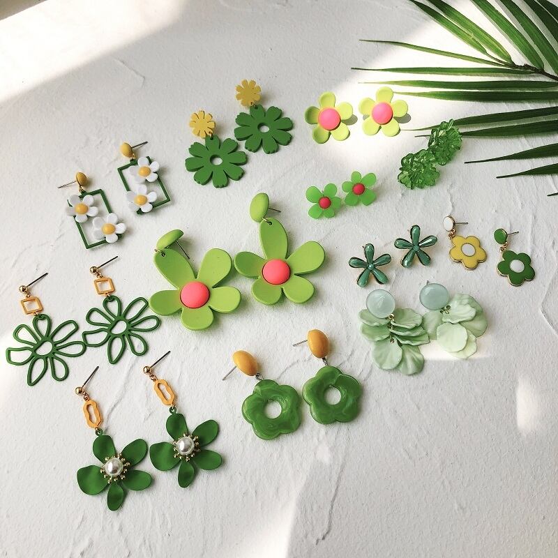 イヤリング Flowerデザイン レッドグリーンアクセサリー 指輪 フラワーデザイン ブラック・アイド・ピーズ61735286439