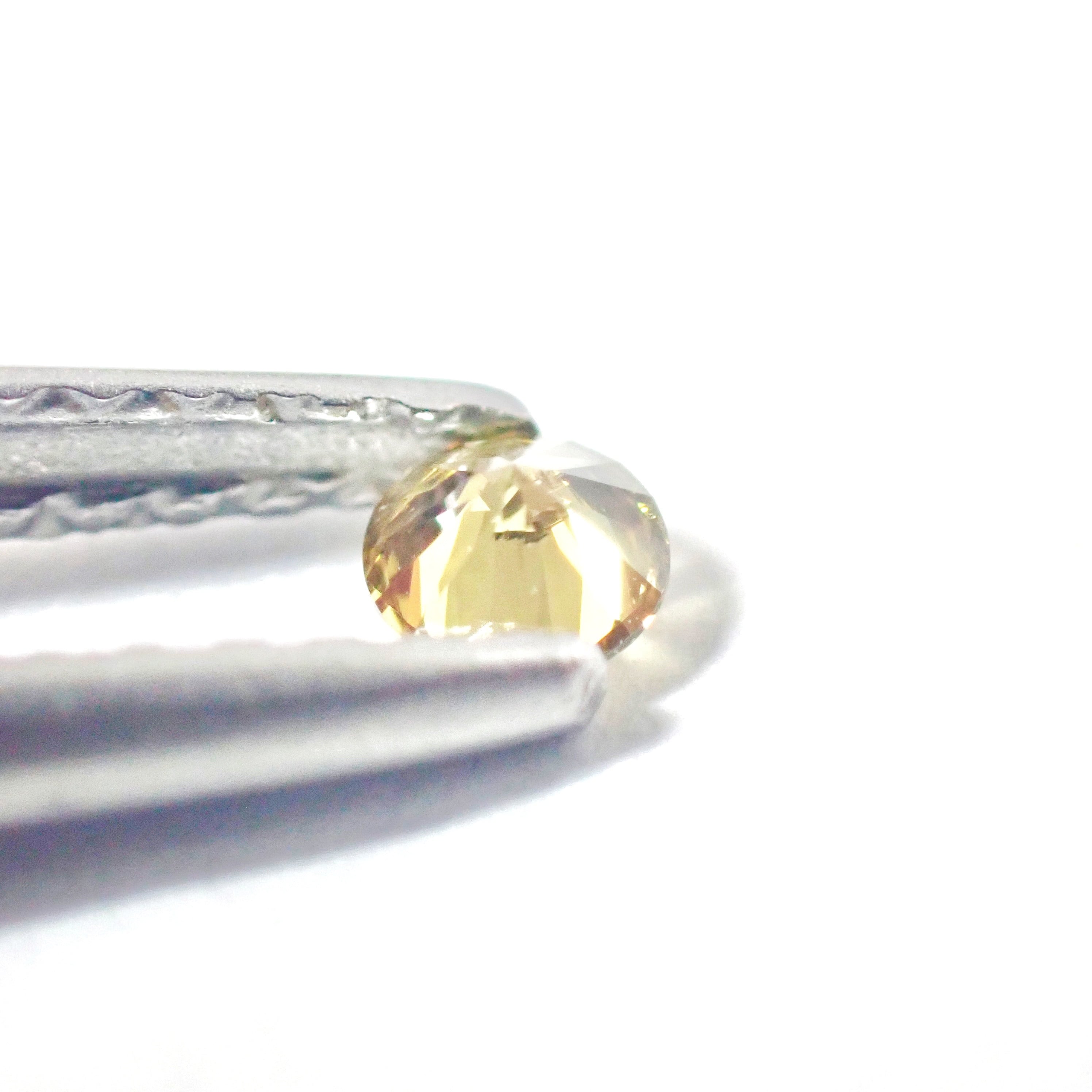 Fancy Deep Brownish Greenish Yellow 0.098ct ファンシー ブラウン