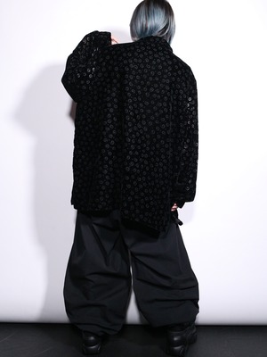 "渦巻" many sheer pattern over silhouette velours shirt