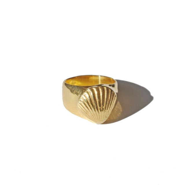 Chunky Shell Ring