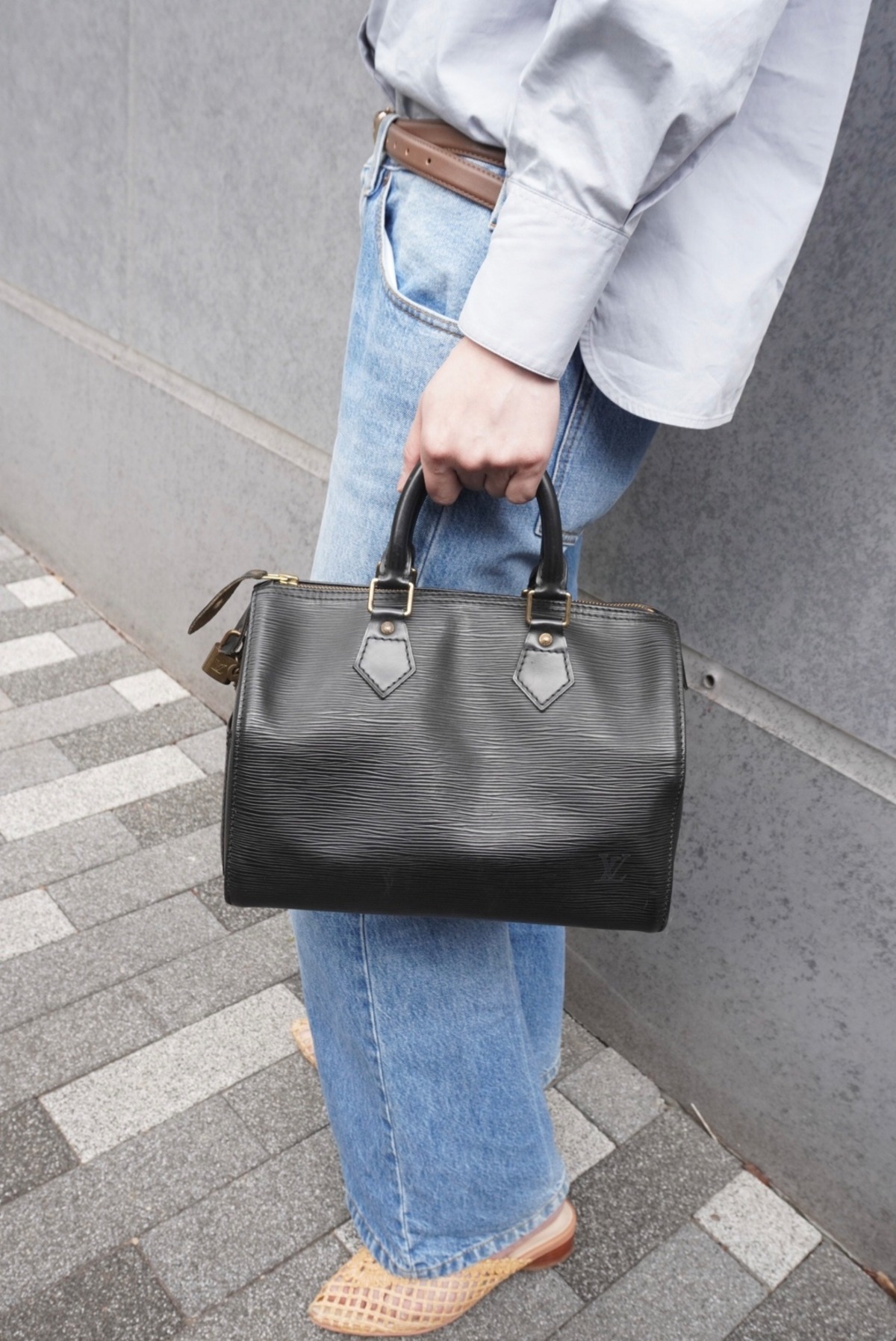 LOUIS VUITTON ルイヴィトン スピーディ25 エピ ハンドバッグ ブラック 