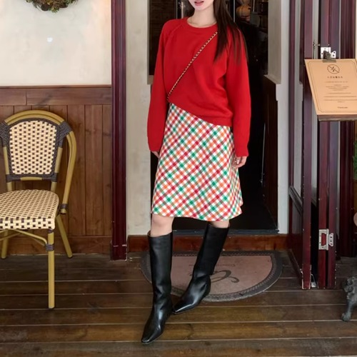 【2点セット】クルーネックニットトップス＋チェック柄ミディスカート ・74681