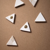 LOOP hogu v1 : Triangle Studs