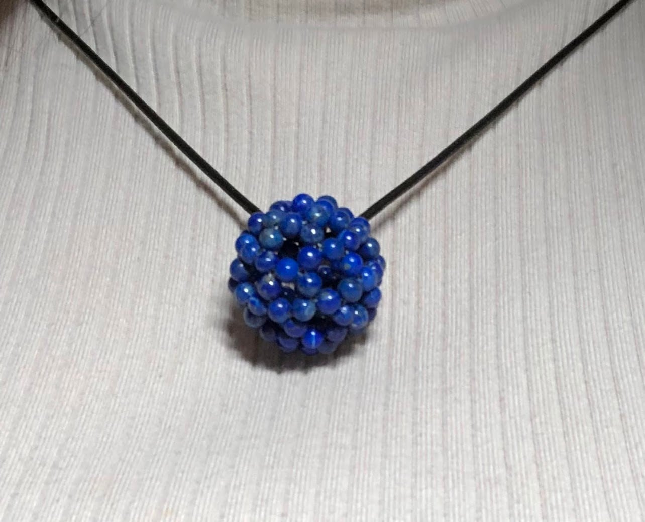 神聖幾何学フラーレン2㎜ビーズ使用 ストラップ羽 | Blu verde