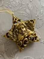 フランス 輸入雑貨 星型 透かしの天使のオーナメント Ange インテリア小物 撮影小物 Noel クリスマスオーナメント