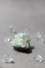 グリーンアポフィライト × ヒューランダイト 「雫の花」Green Apophyllite × Heulandite ◇ 天然石・鉱物・パワーストーン・原石 | st00384