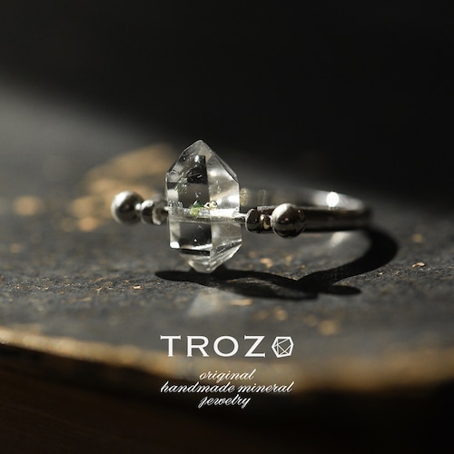 【005 The Starry Night Collection】 オイルインクォーツ 鉱物原石 シルバー925 リング 指輪 天然石 アクセサリー (No.3740)