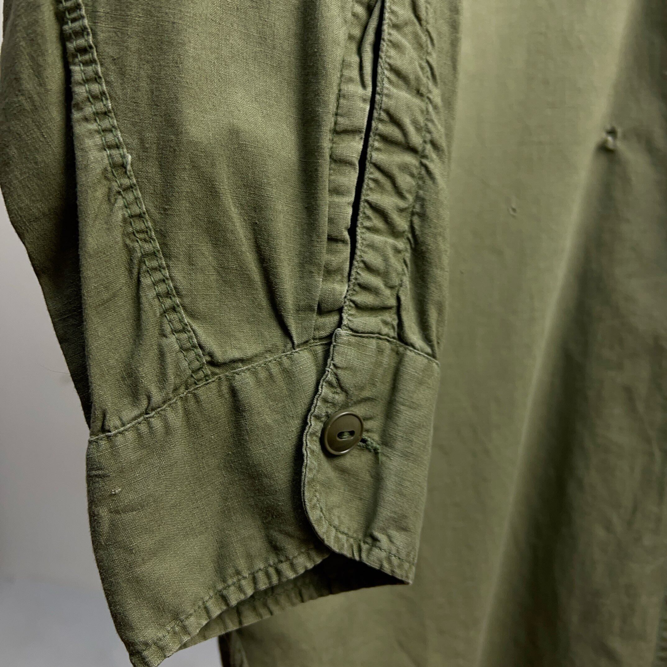 1940's U.S.NAVY コットンポプリンシャツ SIZE 15【TA042708SA】【送料