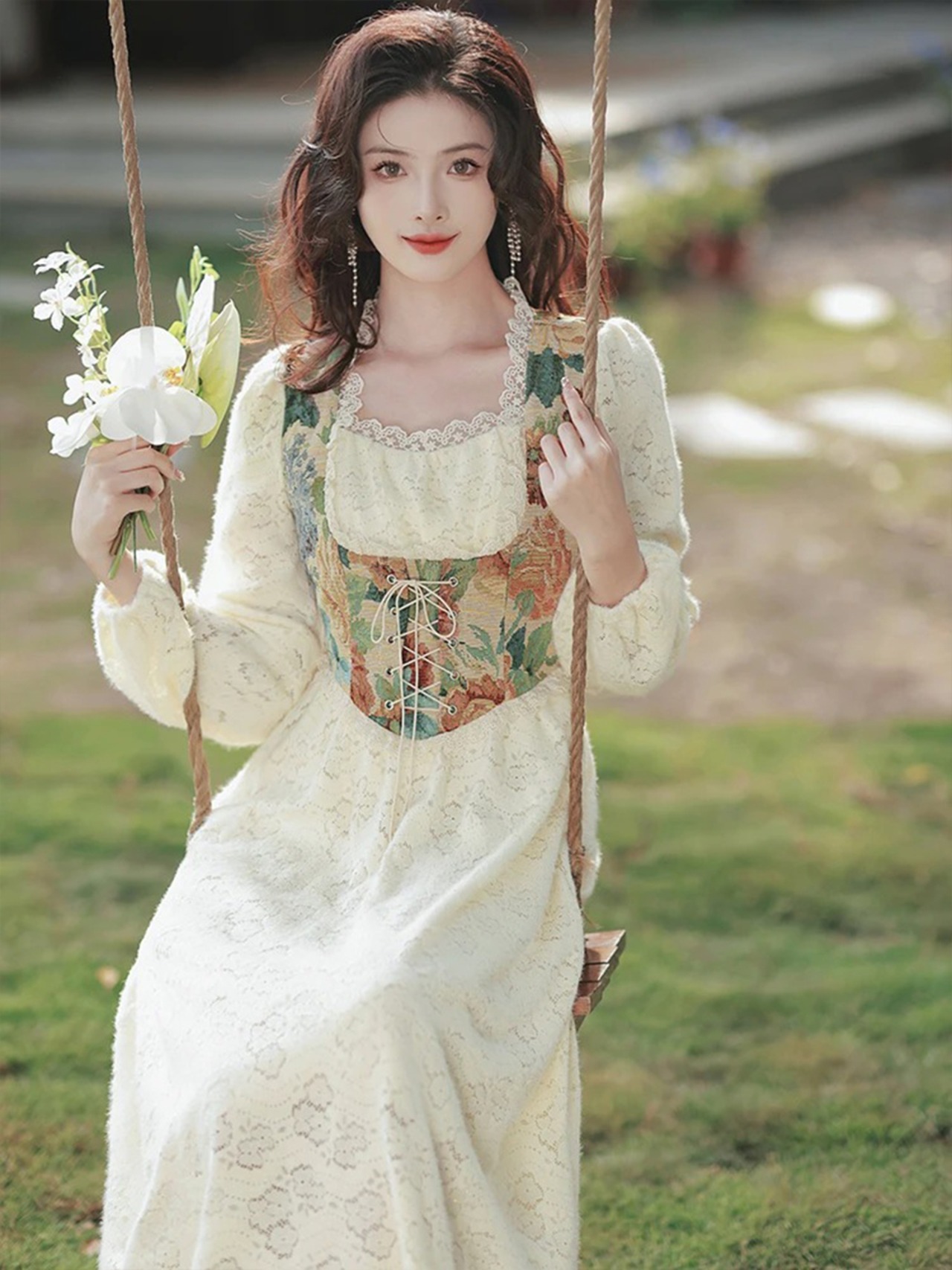 【0146】Corset Style Vintage Long Sleeve Dress