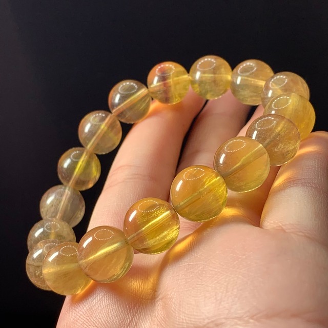 f117.透明度高め♪艶々イエローフローライトブレスレット