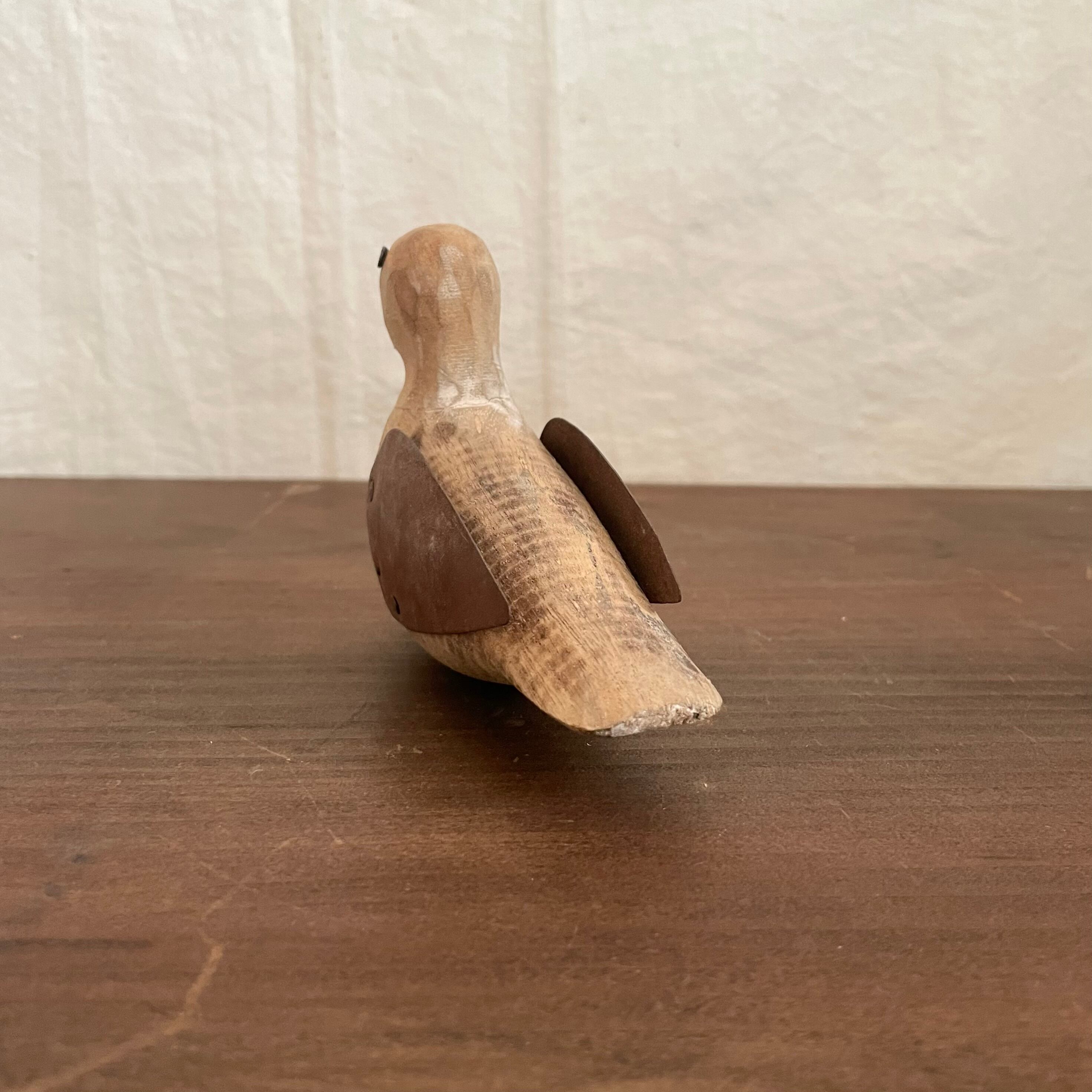 水鳥と雛の金属彫刻 チルマーク製 木と金属の鳥 | tsuitachi craft&brocante