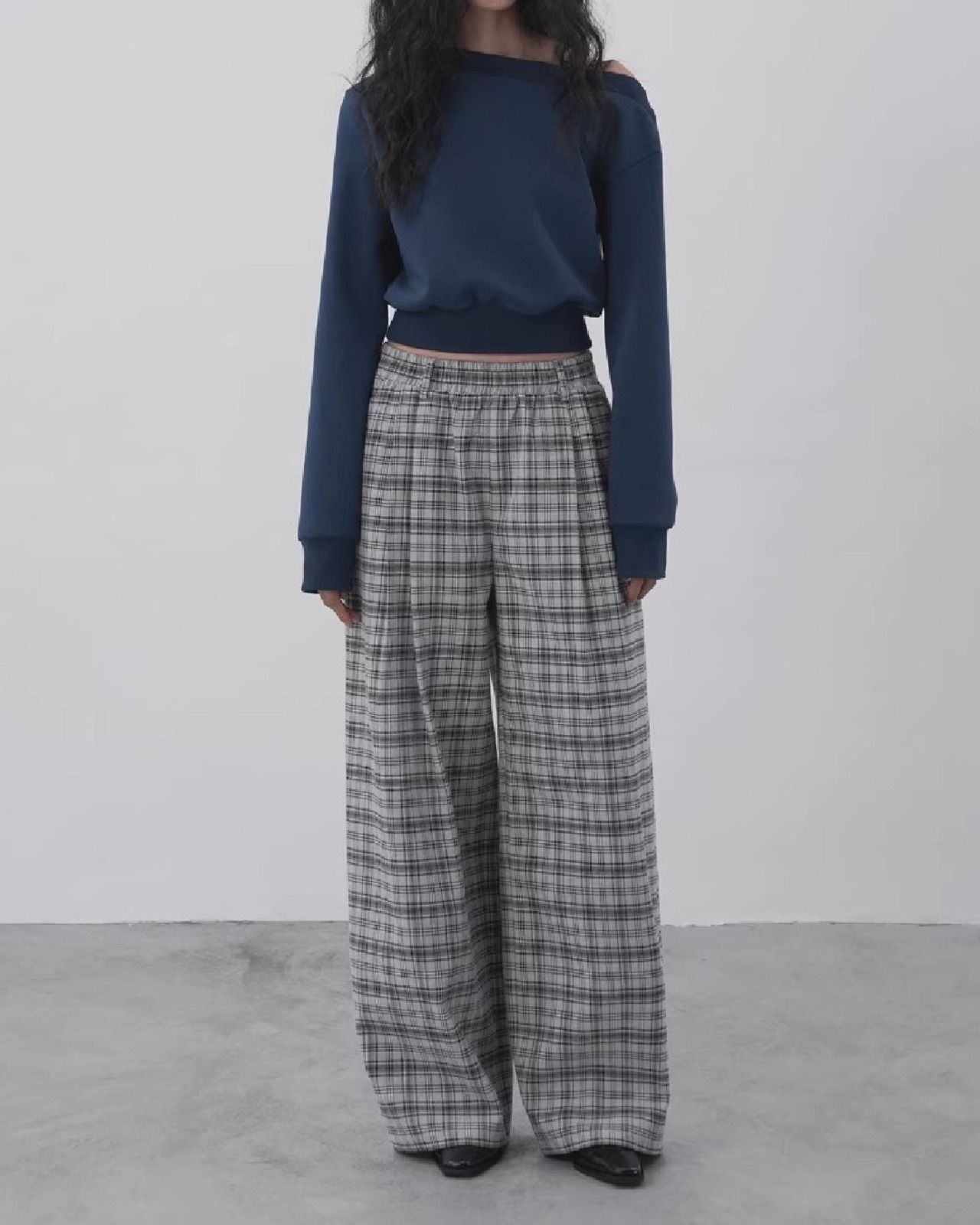 ワンショルダー 長袖 クロップド丈 スウェット 2color A0838 - 12