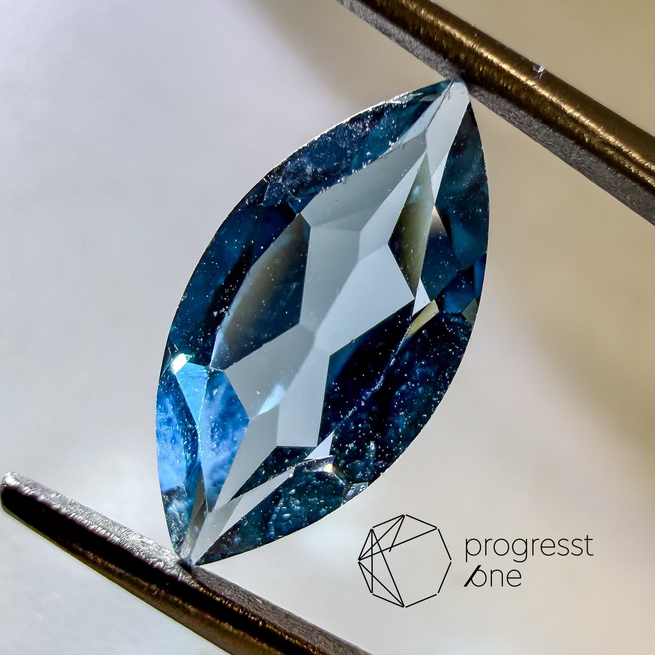 ロンドンブルートパーズ2.04ct | progresstone