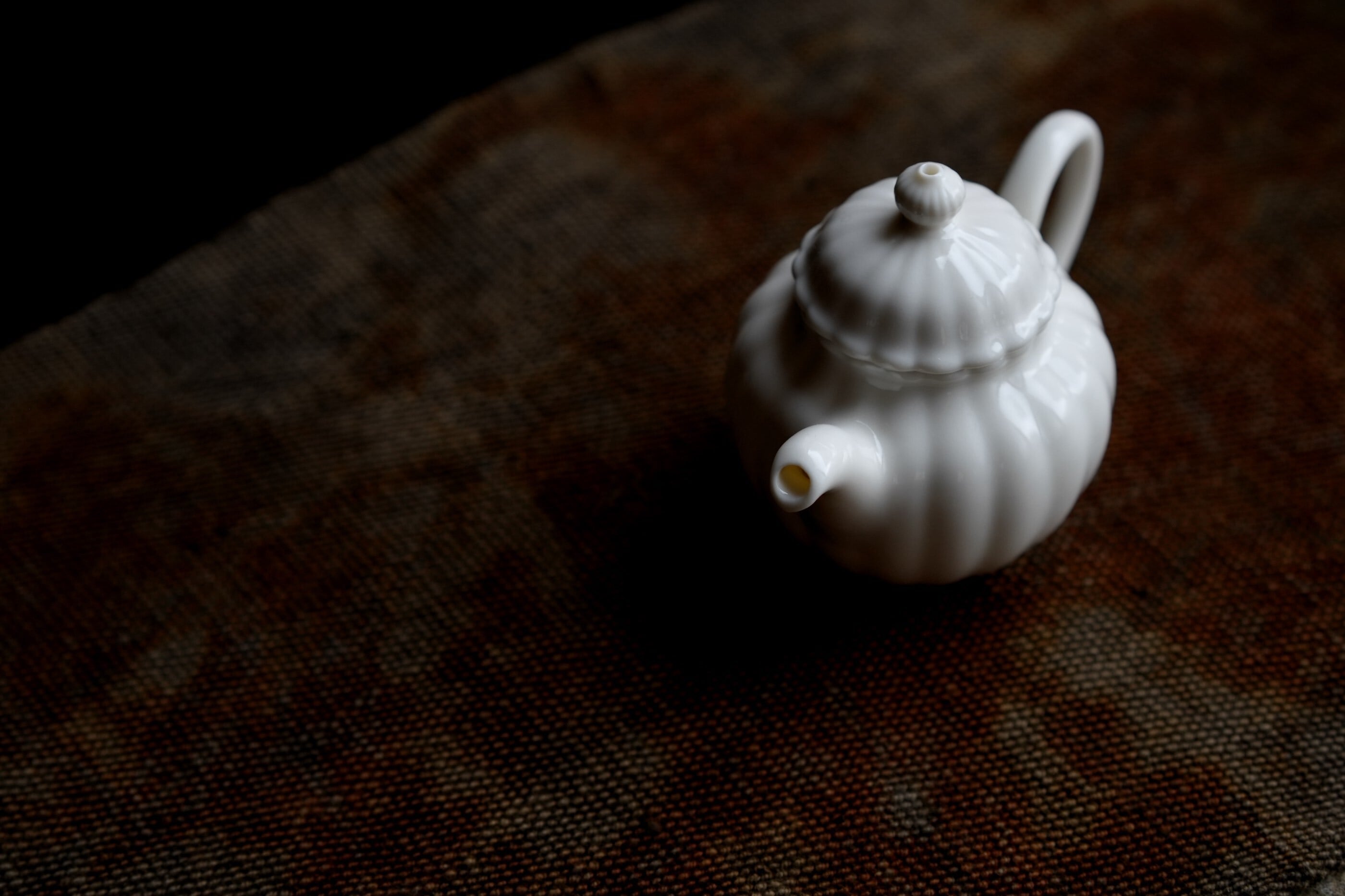 陶磁器 色原昌希】菊瓣壺 / 【Masaki Irohara】 Chrysanthemum Petal Pot