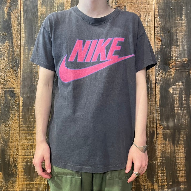 90s NIKE SWOOSH T-Shirt Made in USA | SPROUT ONLINE