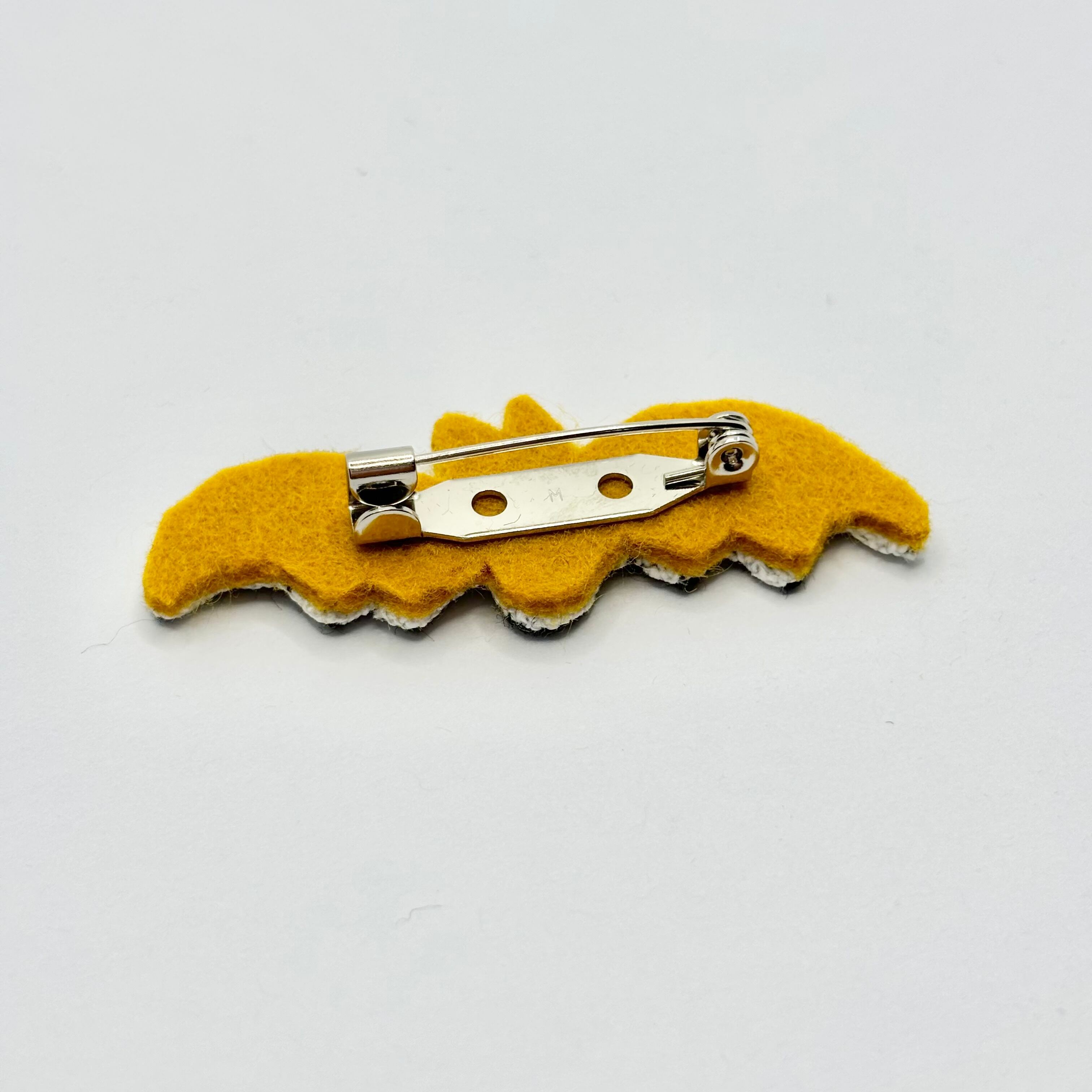 刺繍ブローチ かぼちゃのおばけ おばけ こうもり ガイコツ くも