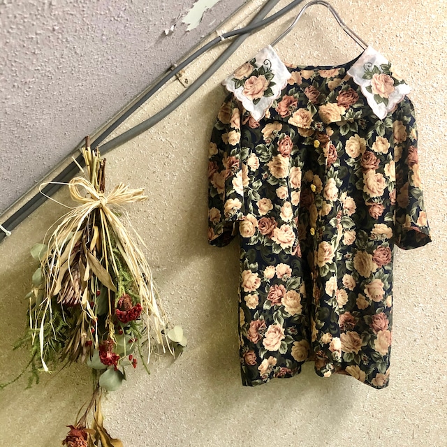 flower pattern blouse