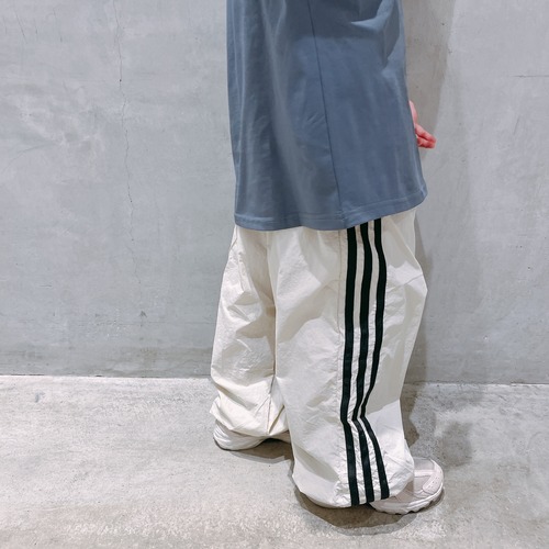 nylon line pants /off white