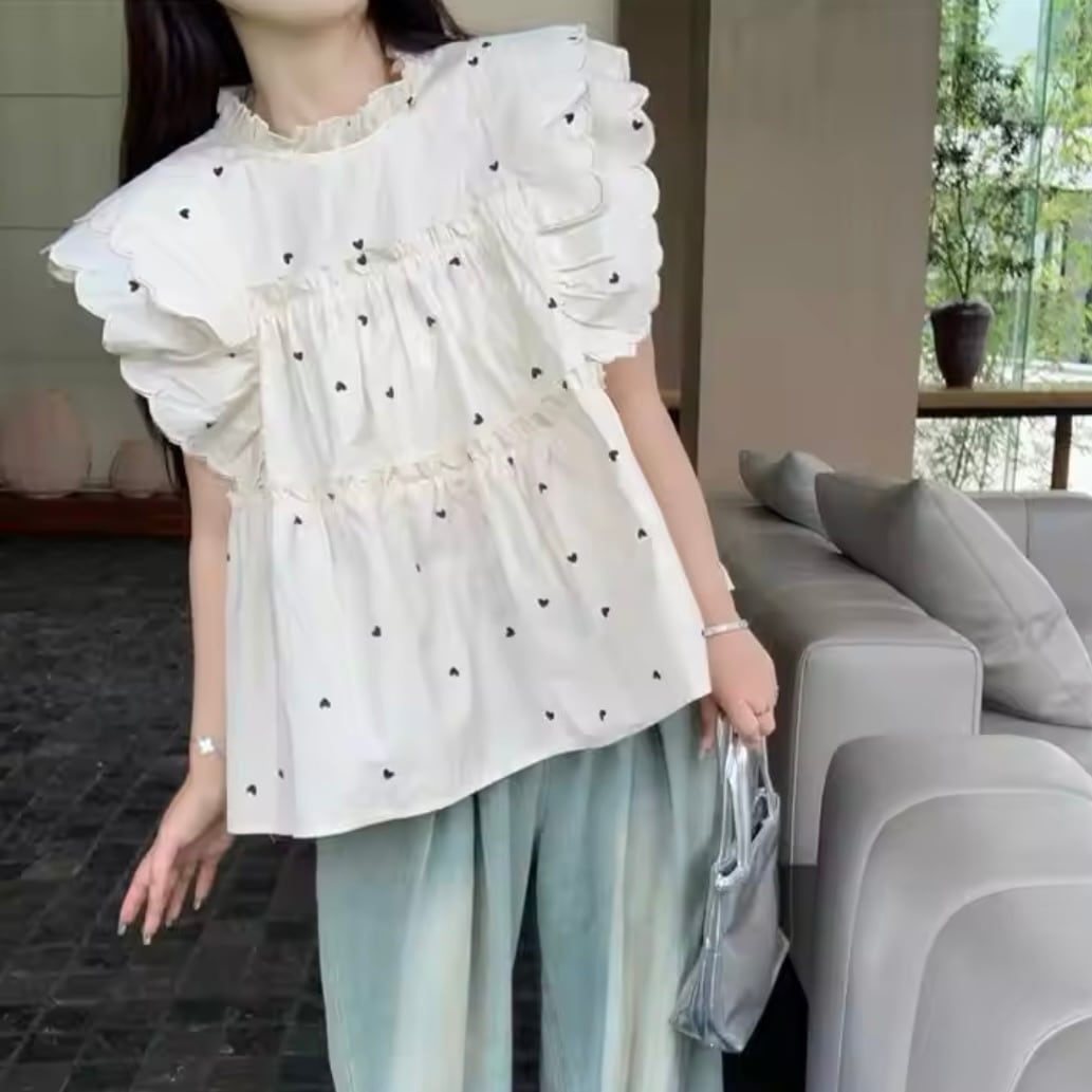 ハート柄スカラップスリーブブラウス