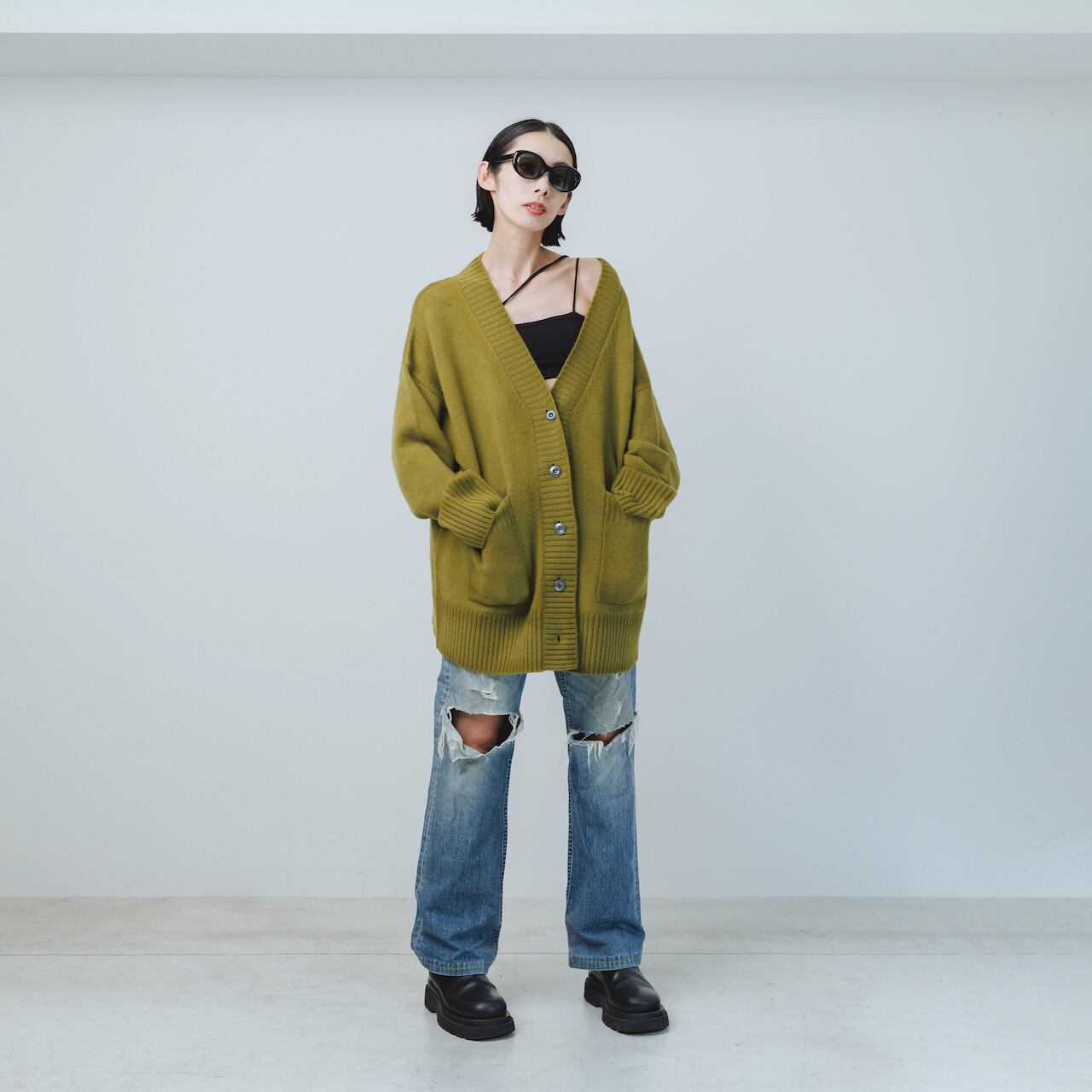 24A/W】AO-60 damage big knit cardigan / olive | akio 