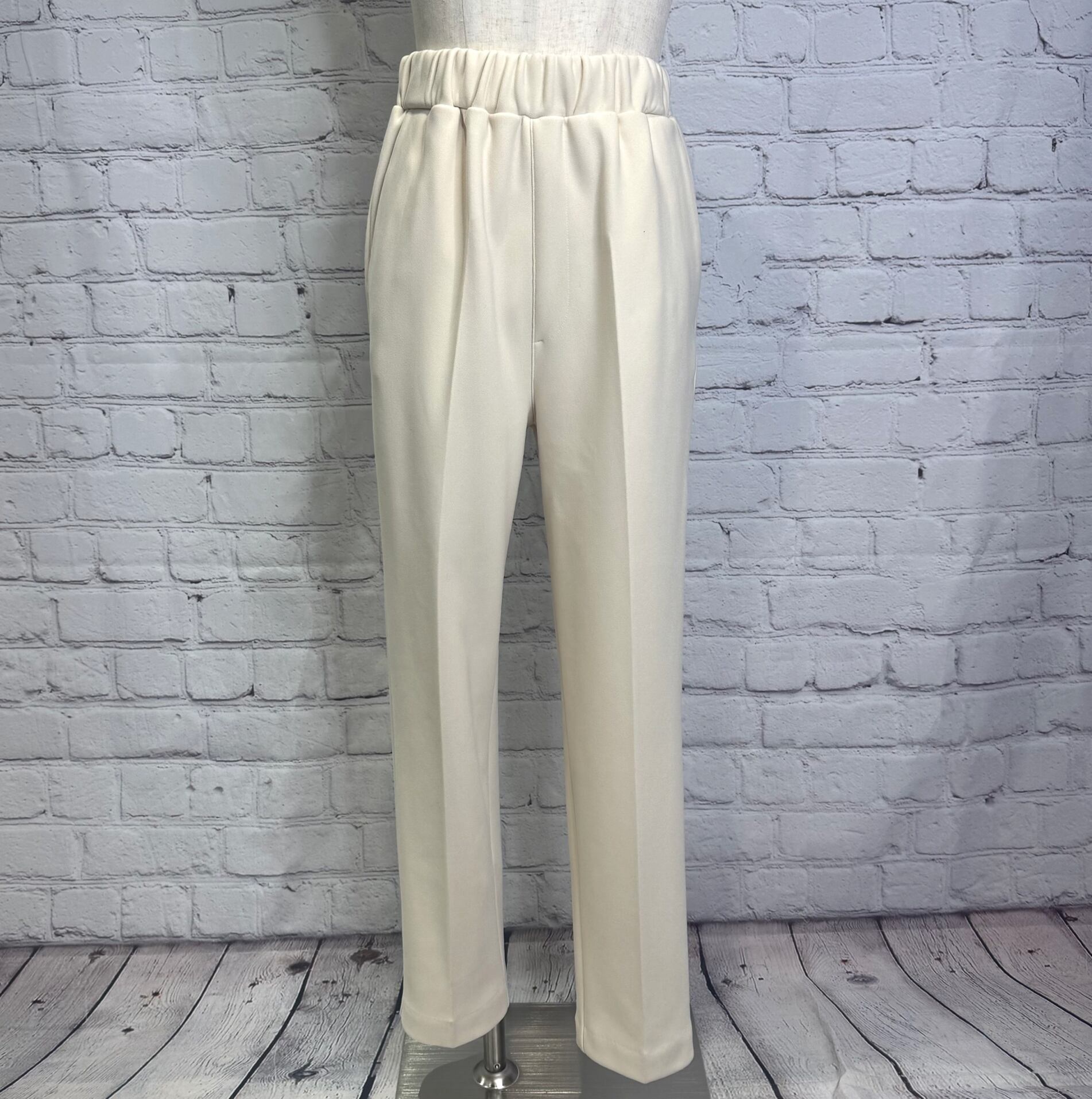 SALE！Dignite collier ディニテコリエ 裏フリーステーパードパンツ