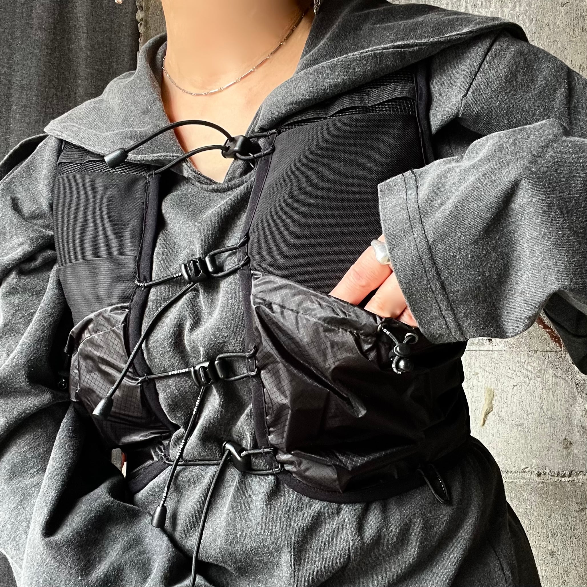 【最終】HOLIDAY PACKABLE VEST ブラック HOLIDAY】 HOLIDAY PACKABLE VEST (BLACK) | olaf