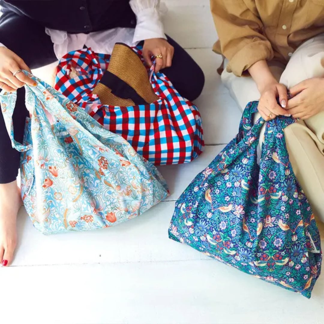 【KIND BAG】Strawberry Thief（いちご泥棒）/ William Morris｜ミディアムサイズ