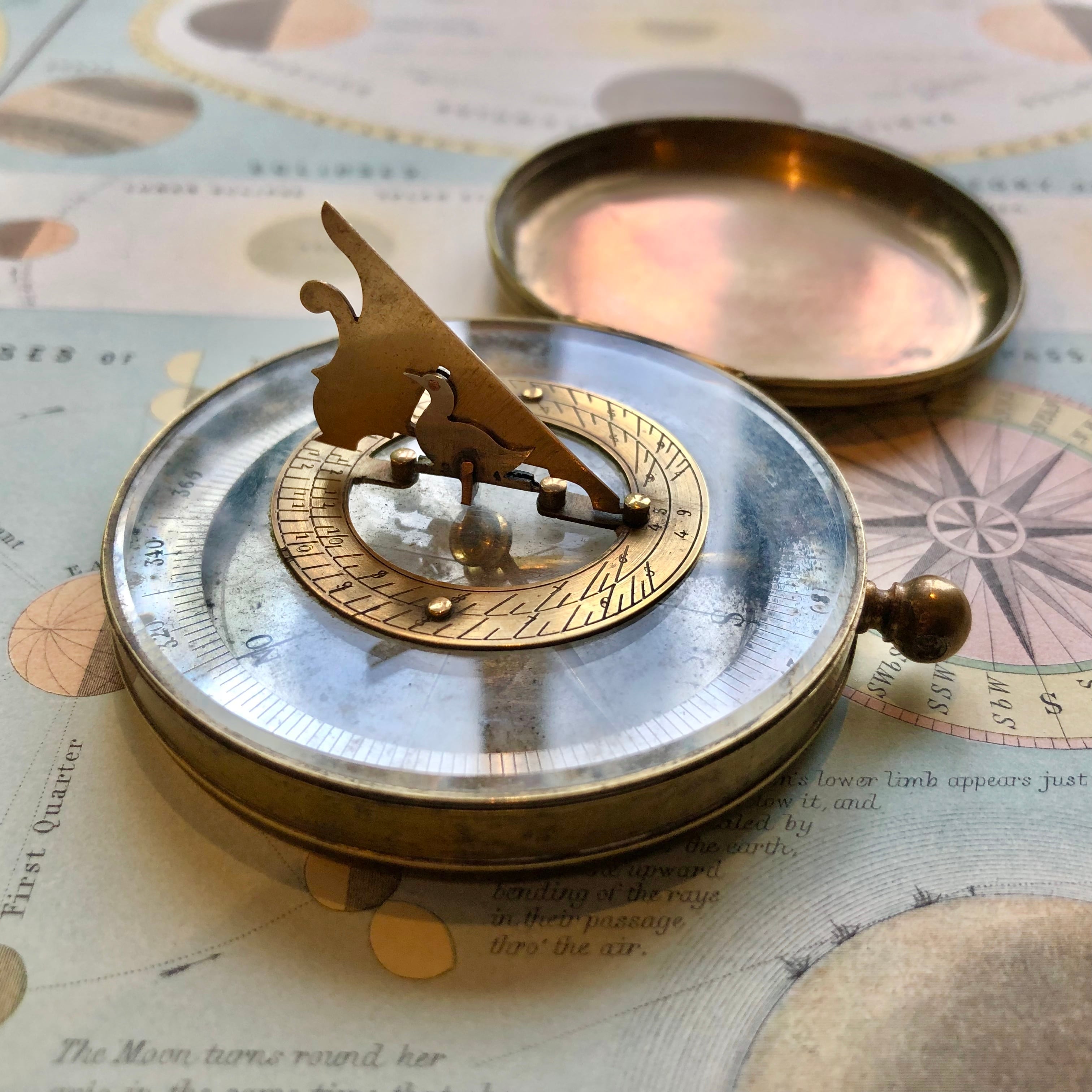 日時計付き方位磁針 | メルキュール骨董店