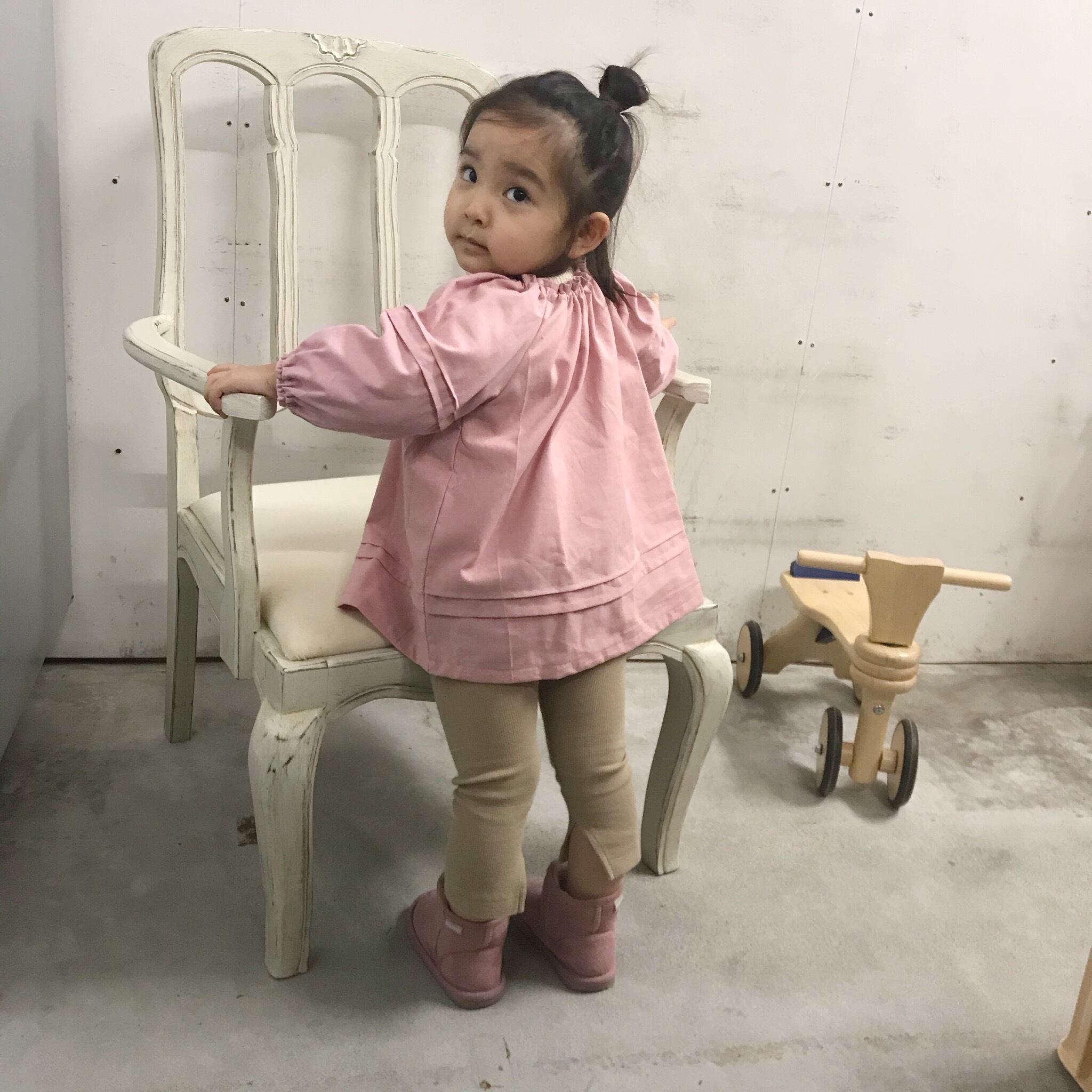 スモック　くすみピンク×北欧風アルテック(格子柄)サイズ110 くすみカラースモック | Handmadeベビー服 Wyou