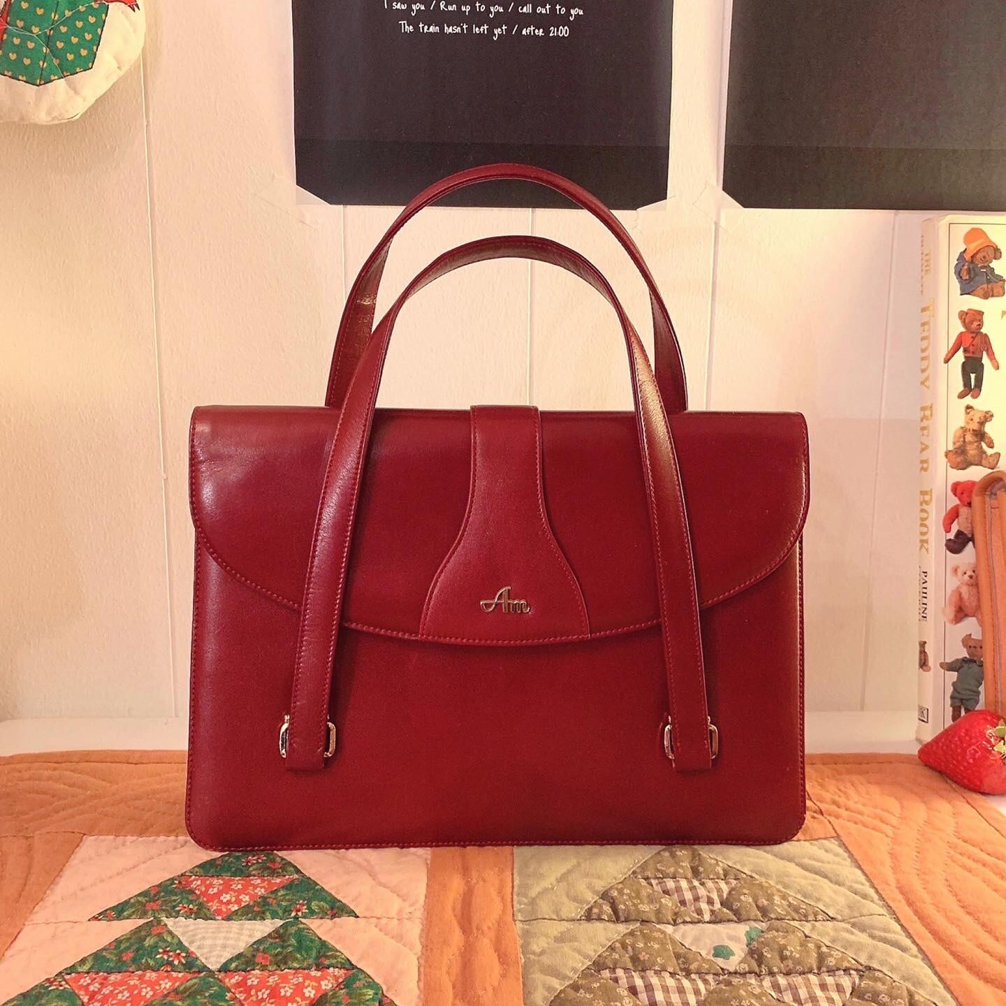 bordeaux square hand bag