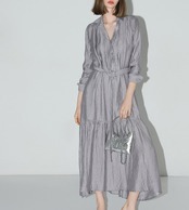 プリーツワンピース