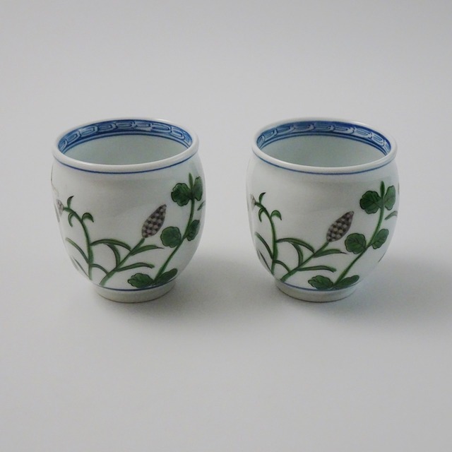 有田焼　宝泉窯　麦絵四方押し組湯吞　（２ヶセット化粧箱）