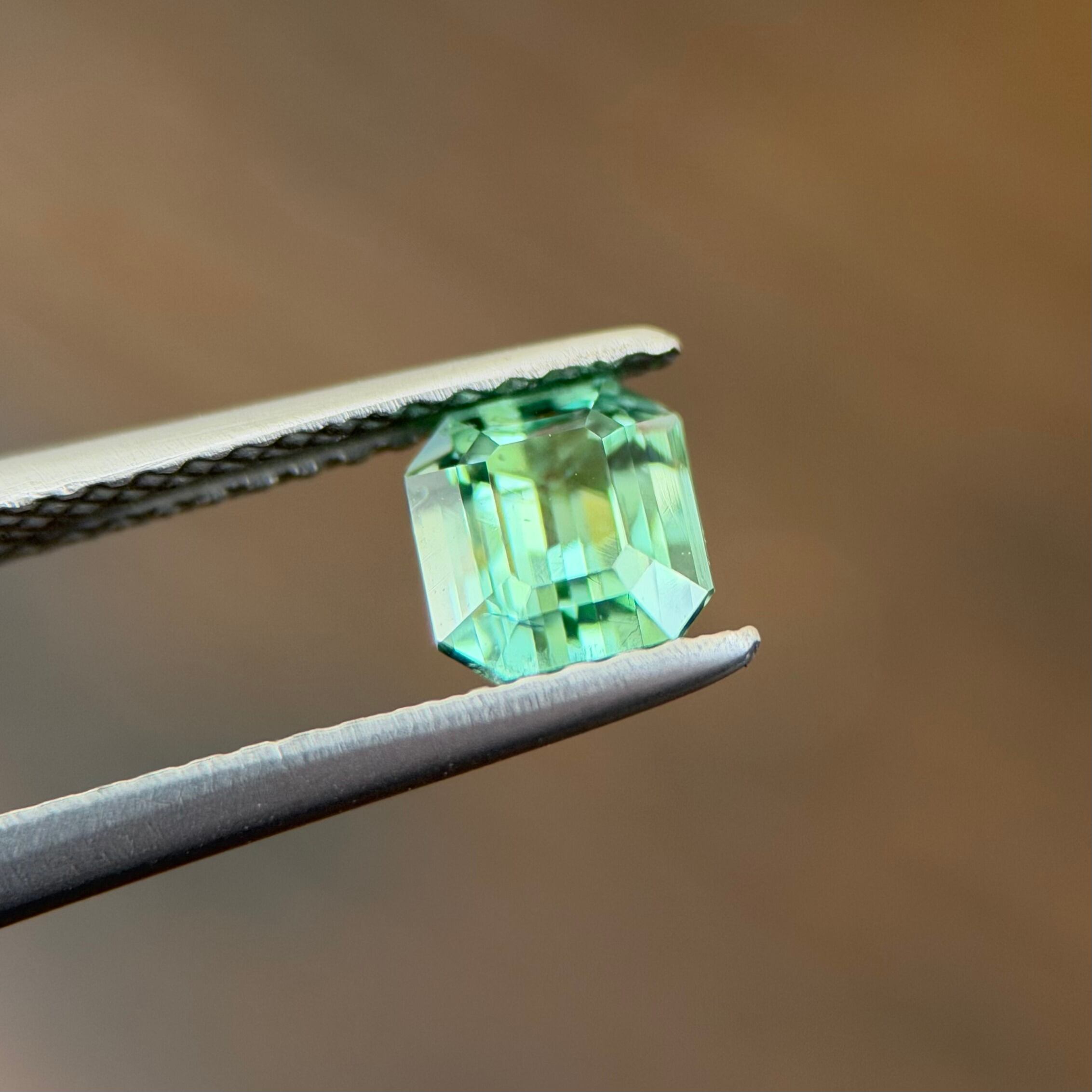 新春企画 [3] トルマリン 5.2x4.9mm, 0.79ct, アフガニスタン産