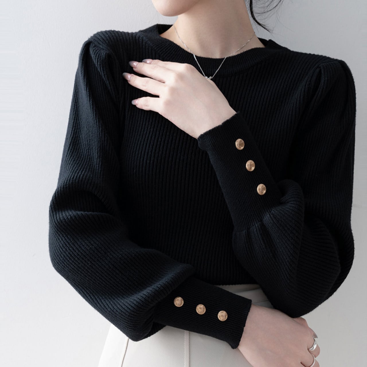 ゴールドボタン付きバルーンスリーブトップス Me0738