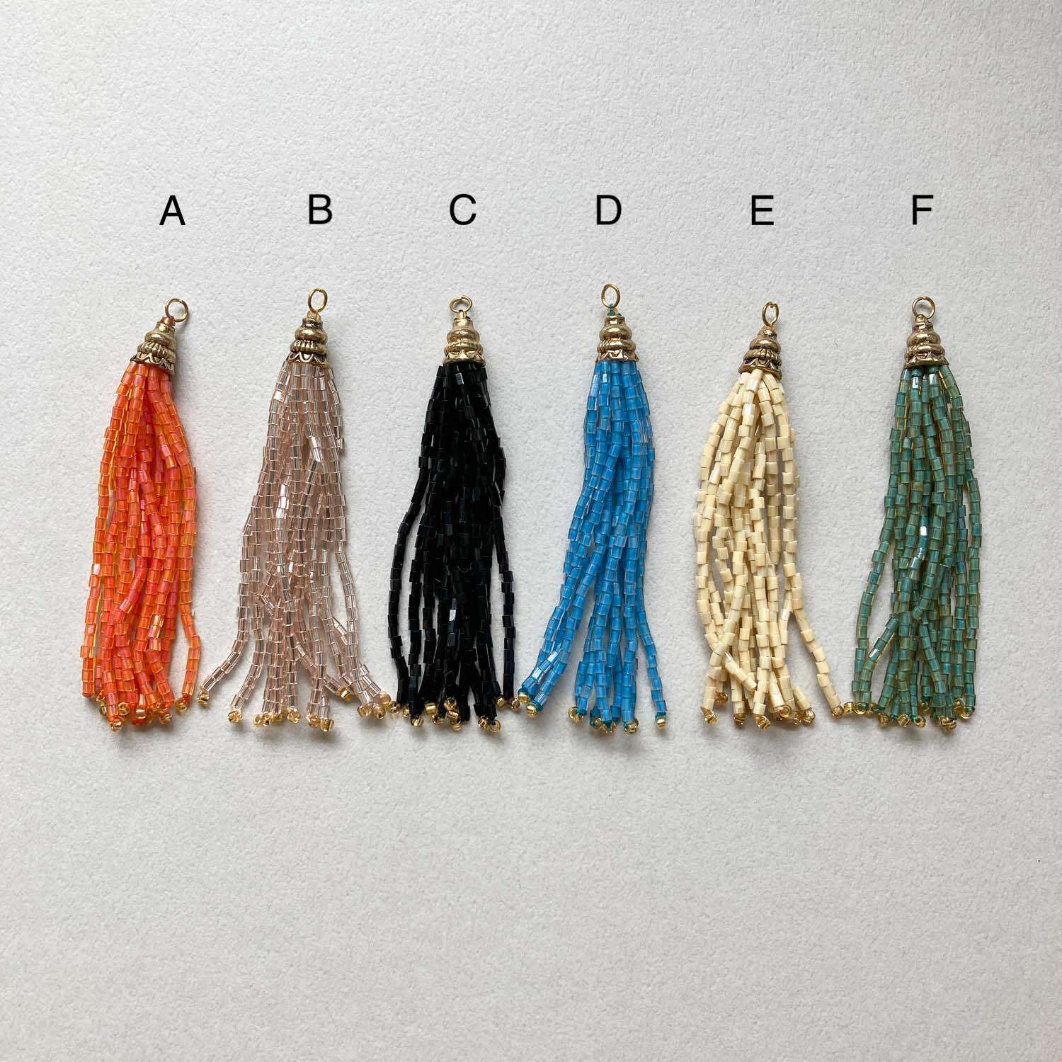 再入荷〉Duaオリジナル 六角ビーズタッセルチャーム | Dua