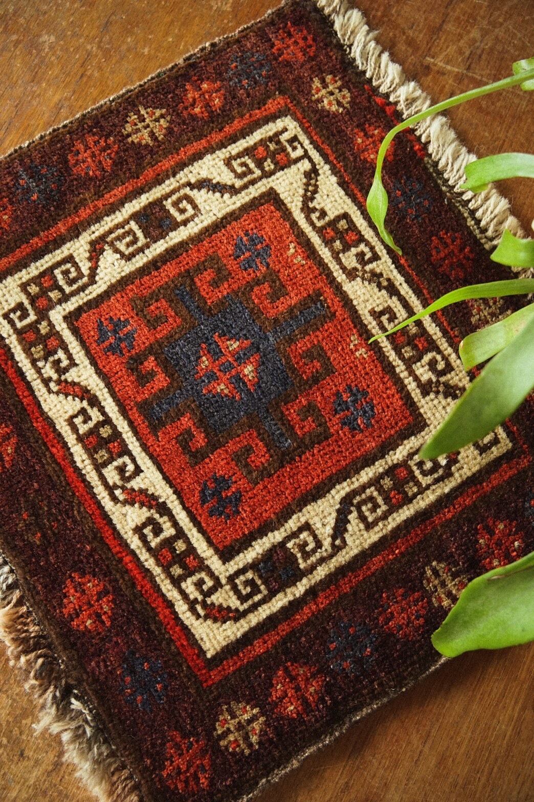 204 - Vintage maldari rug