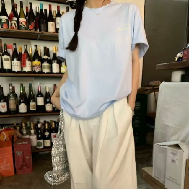 トップス 韓国風 オルチャン トレンド Tシャツ ゆるTシャツ バンビ シカ 鹿 袖あり 半袖 Uネック ラウンドネック プルオーバー ゆったり かわいい 大人可愛い きれいめ シンプル カジュアル 爽やか 大人 上品 おしゃれ お洒落 かっこいい 大人女子 こなれ感 ラフ メンズライク ボーイッシュ スタイリッシュ アルファベット ロゴ 春 夏 秋 S M L お出かけ 公園デビュー 女子会 休日 アウトドア 着回し 普段使い デイリー 韓国 韓国系 ファッション コーデ パステルカラー