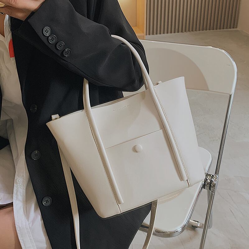 スタンダードオータム レトロ 秋物 メッセンジャーバッグ Tiancai_Wing_Bag94187174863