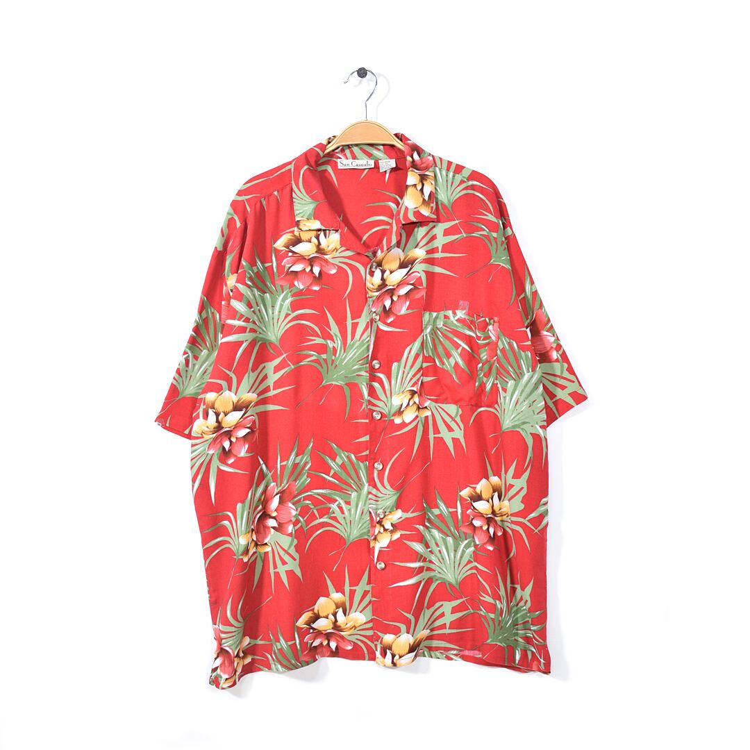 SUN CASUALS レーヨン100% アロハシャツ オープンカラー 開襟 花柄 赤ベース ハワイアンシャツ メンズXL 古着 @CD0065