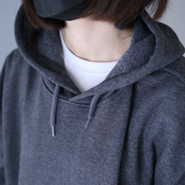 "Carhartt" sleeve logo printed over silhouette dark gray sweat parka