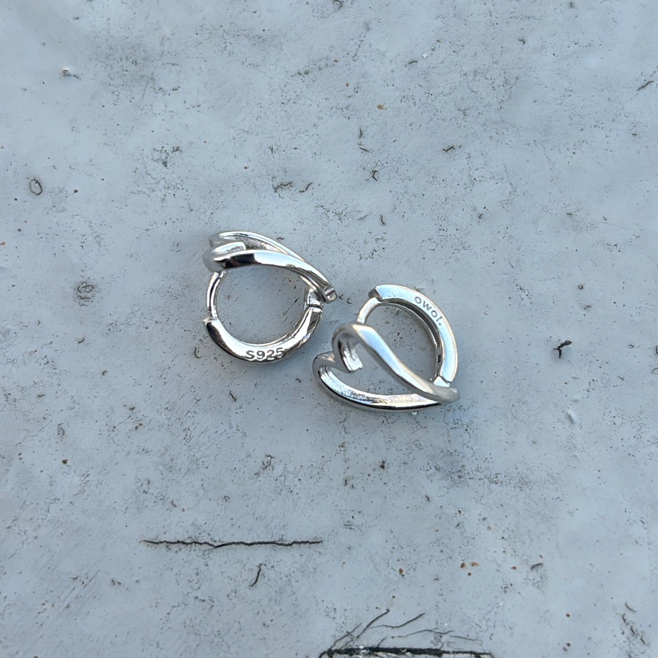 片耳】HEART Hoop Pierce | owol.