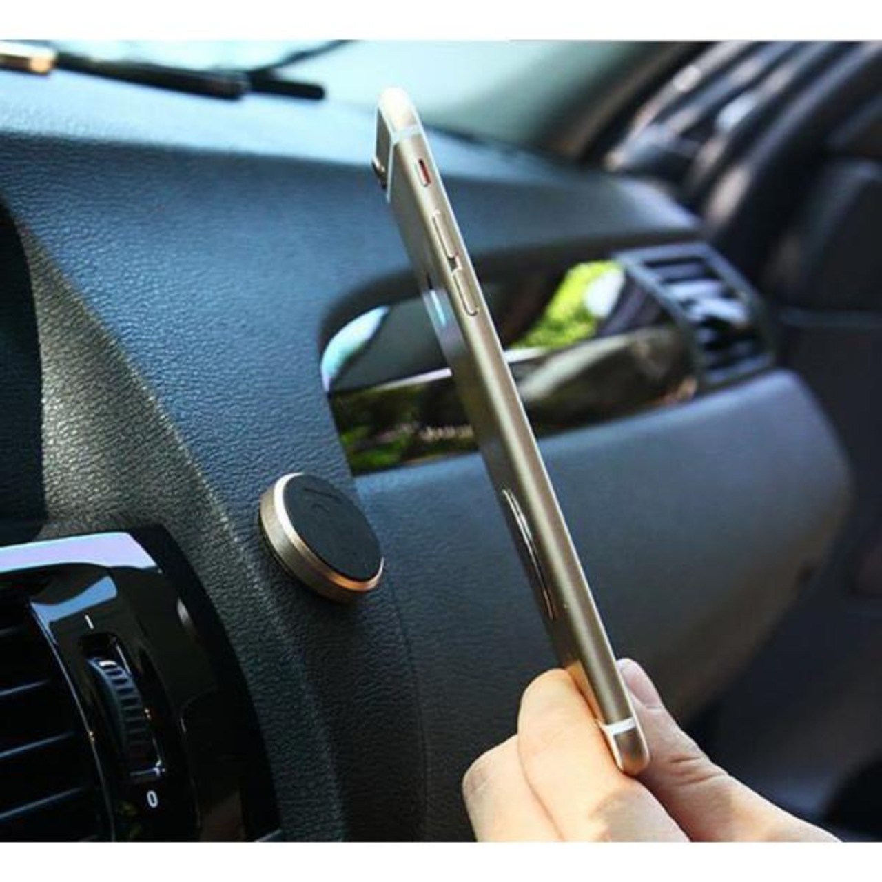 Formosa Japan 車 車載 どこでも スマートフォン ホルダー スマホ スタンド ダッシュボード 冷蔵庫 壁 磁石 マグネット カーホルダー [IF-AC-MG-SV]