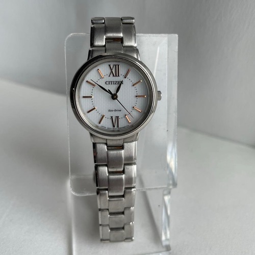 CITIZEN eco drive ソーラー腕時計　#3020