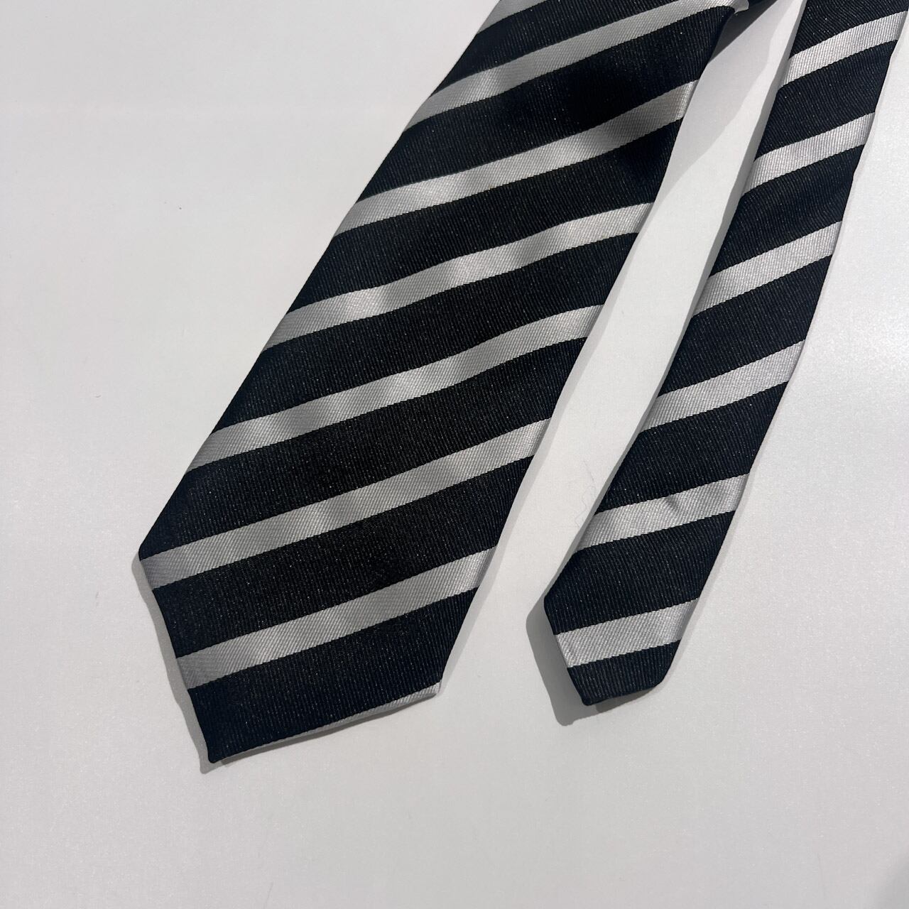 Rosso Bianco ロッソビアンコ ネクタイ ブラック シルバー/レジ