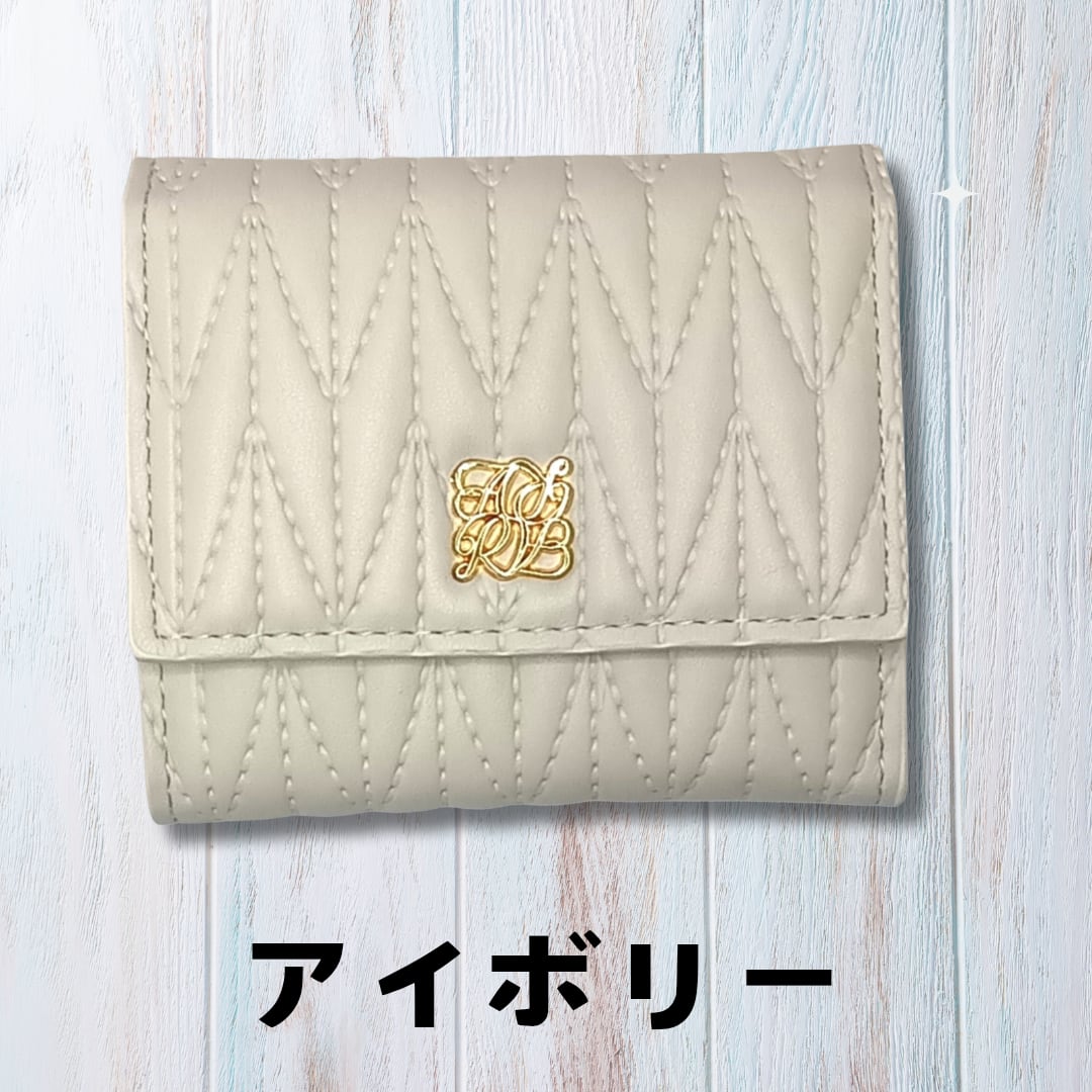 LOEWE ベージュ 三つ折り財布 保存袋付き